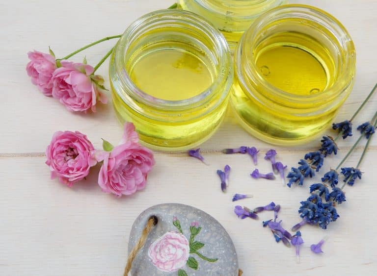 How to Choose the Best Quality Essential Oils