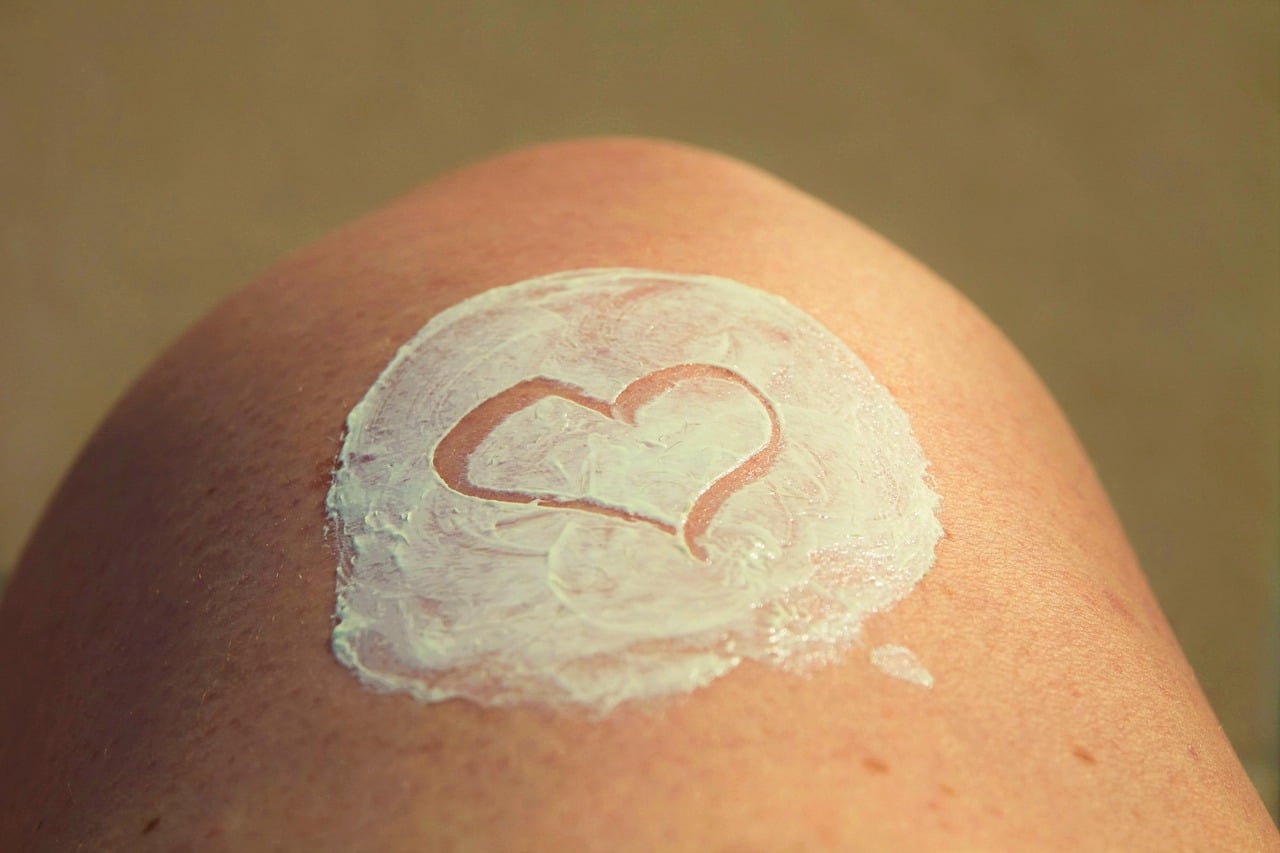 Love your skin, mask on skin with loveheart etched